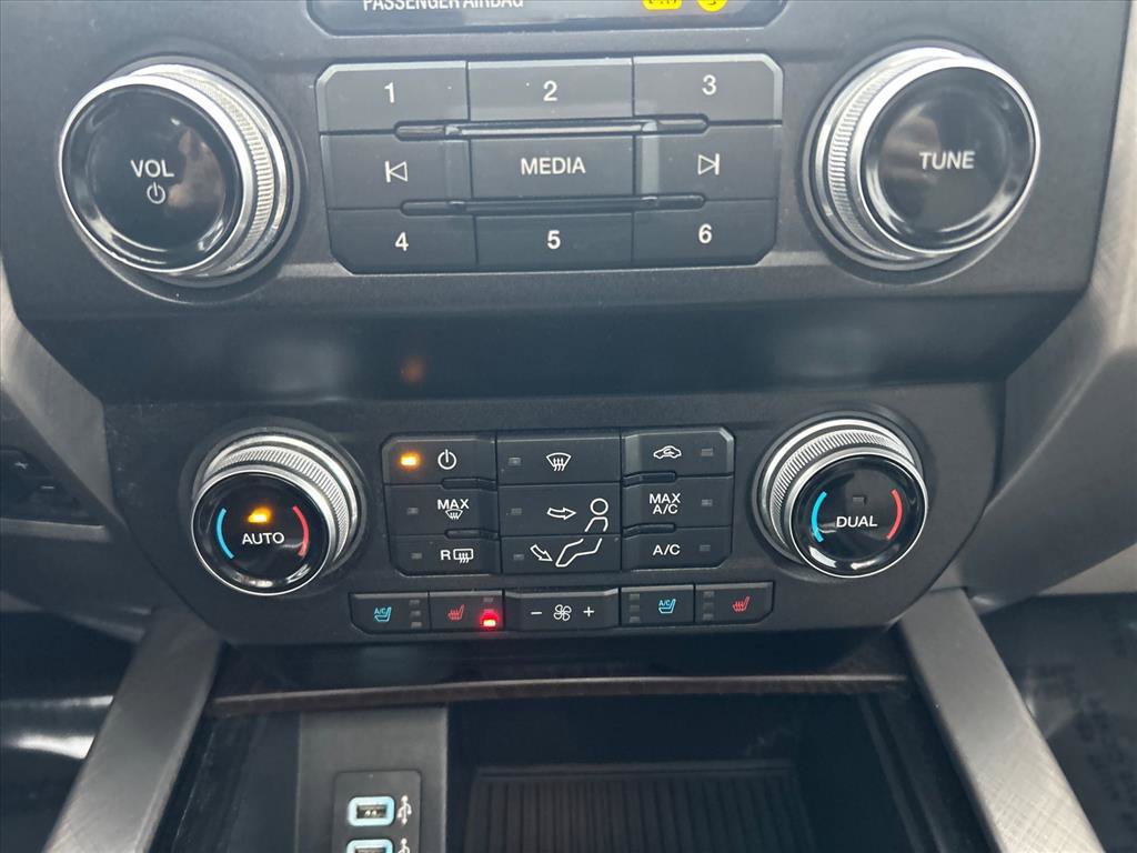 Certified 2019 Ford F250 Limited w/ FX4 Off-Road Package image 30