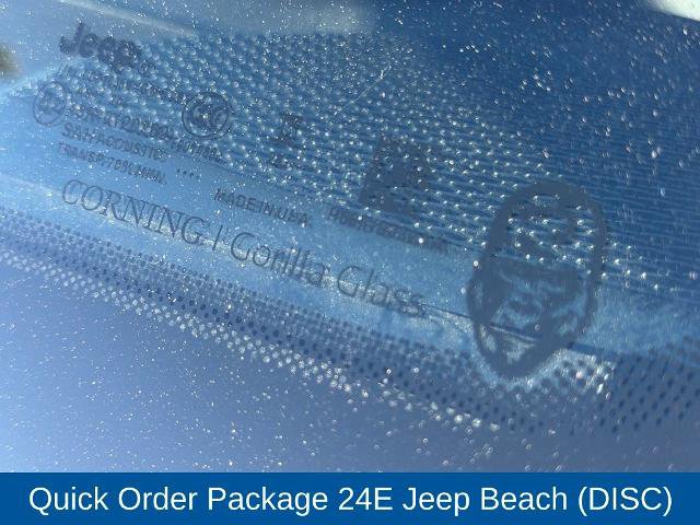 Used 2024 Jeep Gladiator Sport AWD/4WD image 9