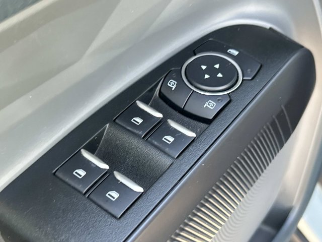 Certified 2023 Ford Maverick XL FWD image 28