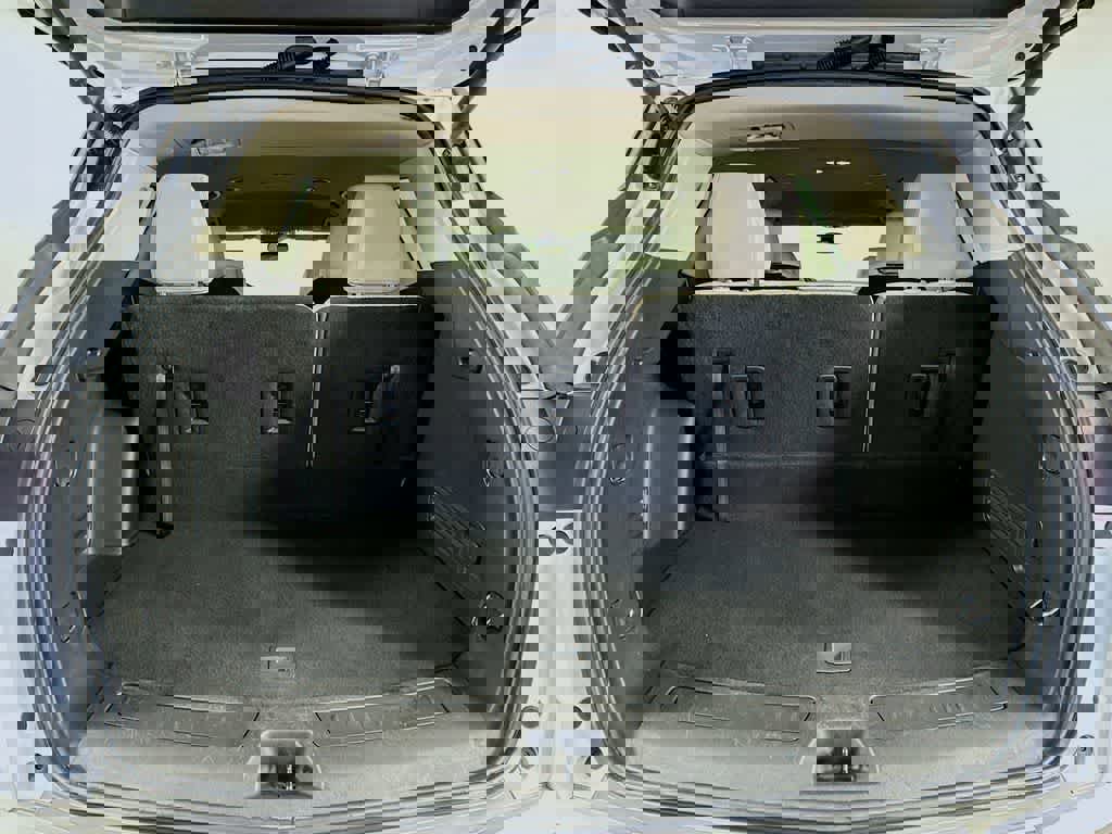 Used 2021 Buick Enclave Essence image 24