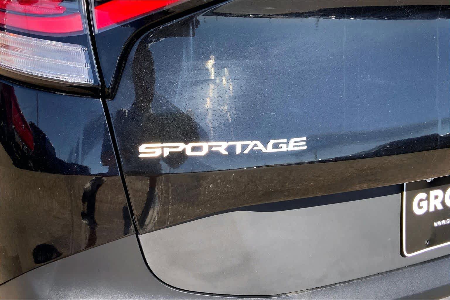 Used 2023 Kia Sportage LX AWD/4WD image 10