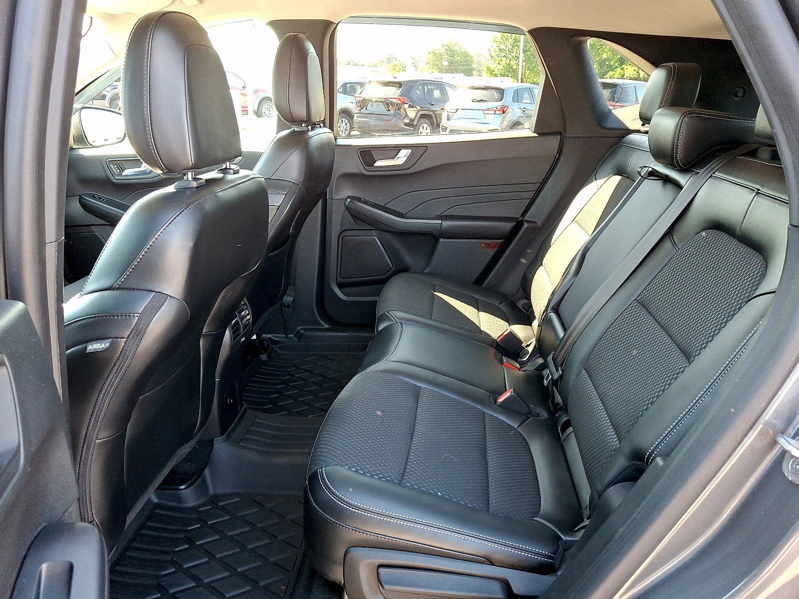 Certified 2023 Ford Escape SE FWD image 9