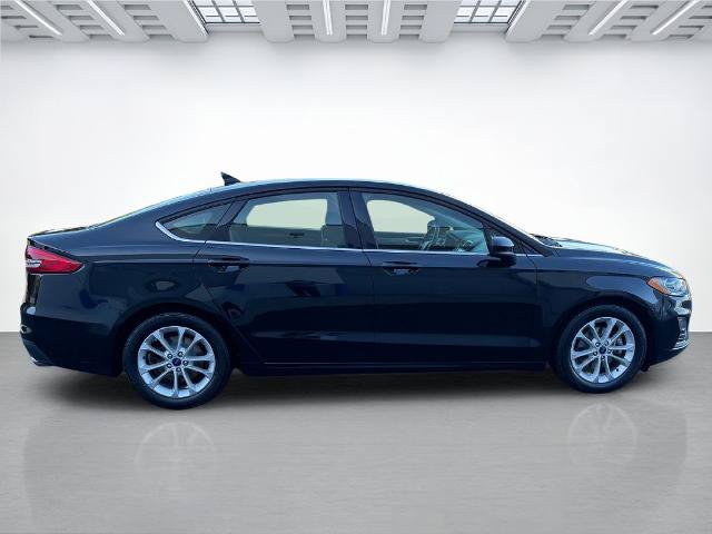 Certified 2020 Ford Fusion SE FWD image 2