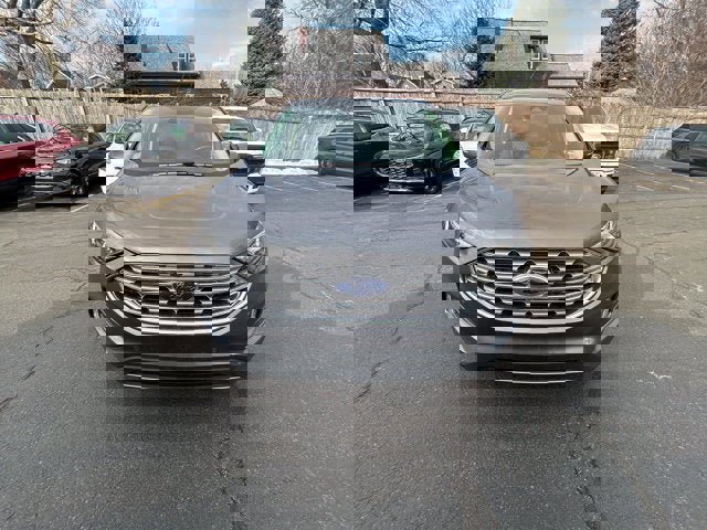 Certified 2024 Ford Edge Titanium image 8