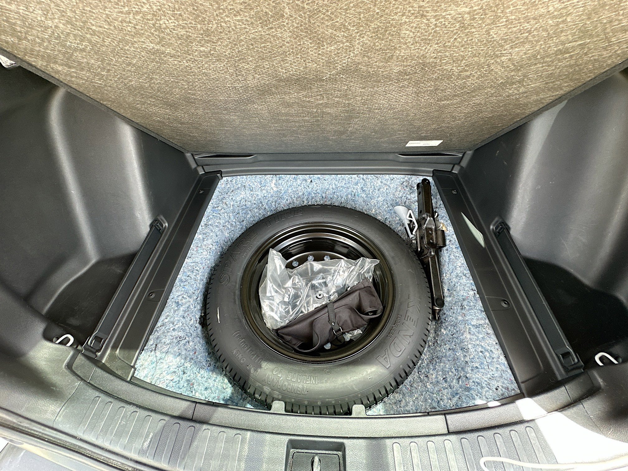 Used 2018 Honda CR-V EX image 32