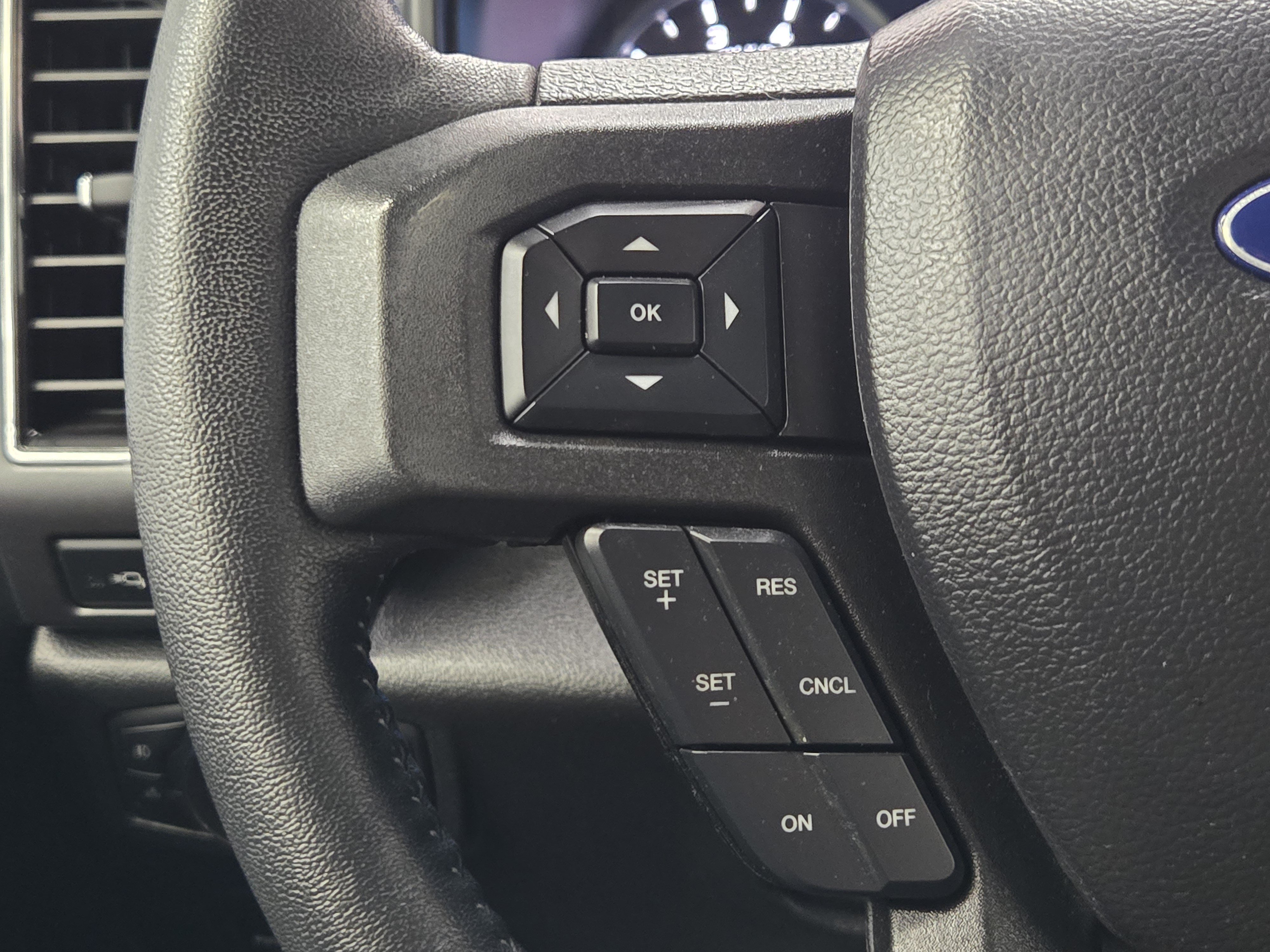 Certified 2020 Ford F150 XLT w/ Equipment Group 302A Luxury AWD/4WD image 27
