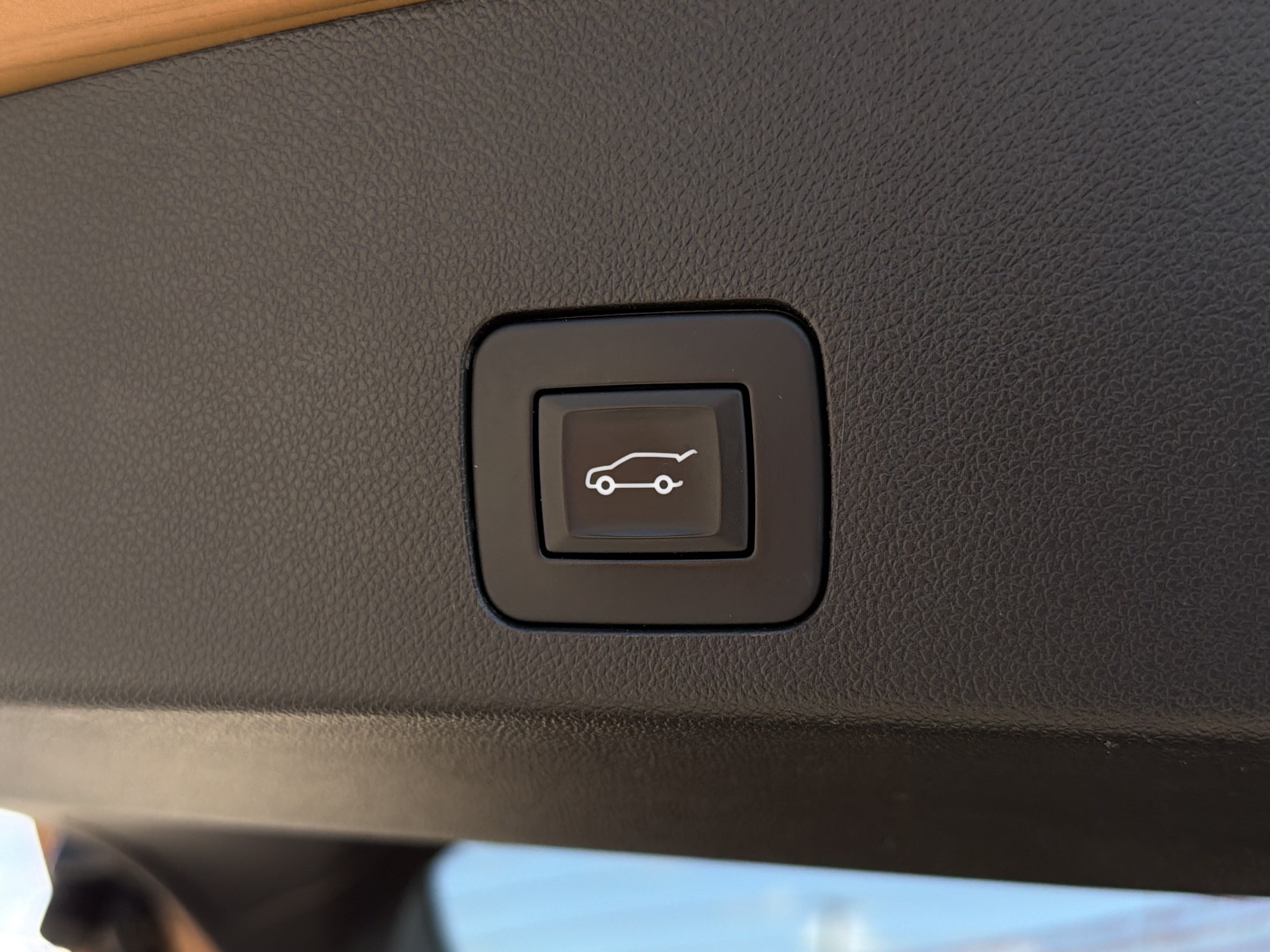 Used 2024 Buick Encore GX Sport Touring FWD image 10