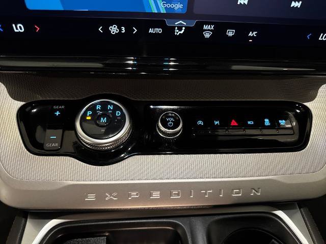 Certified 2025 Ford Expedition Active RWD image 28
