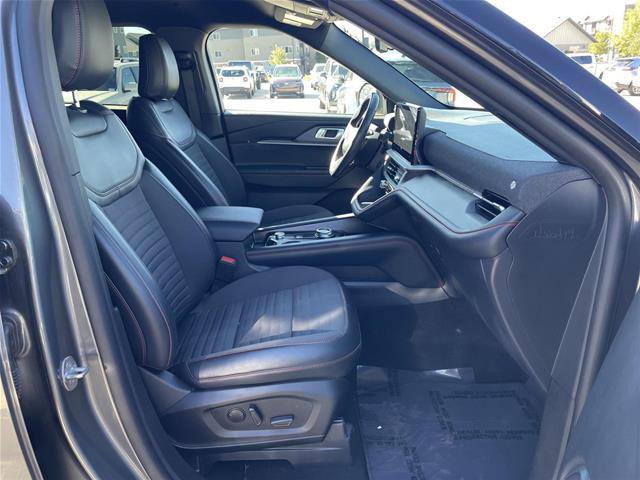 Certified 2025 Ford Explorer ST-Line w/ ST-Line Street Pack AWD/4WD image 19