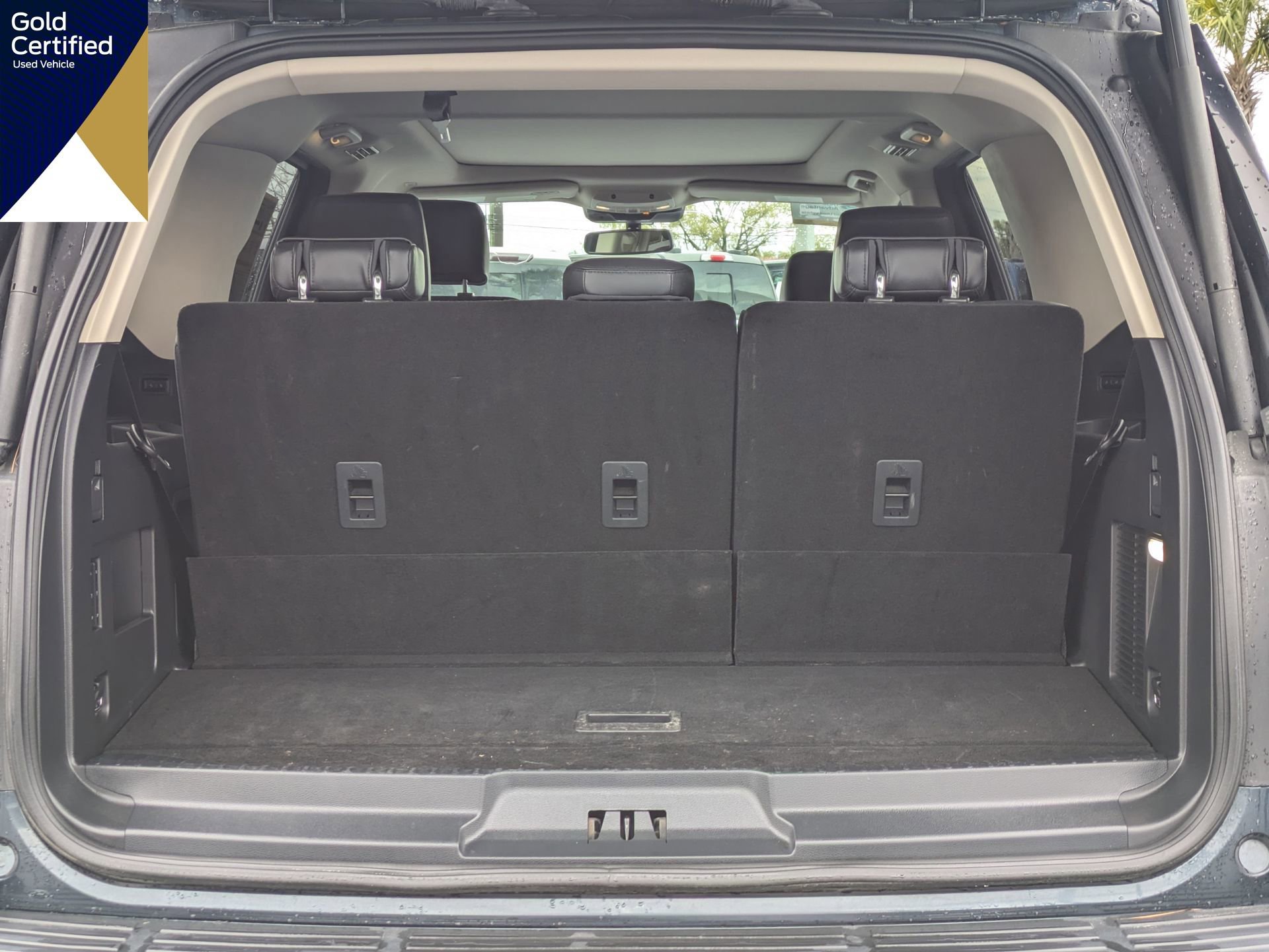 Certified 2022 Ford Expedition XLT image 17