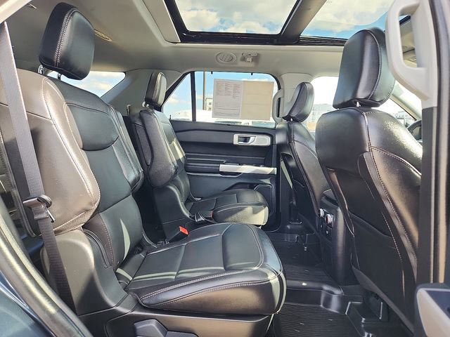 Certified 2024 Ford Explorer Limited w/ Limited Technology Package AWD/4WD image 18