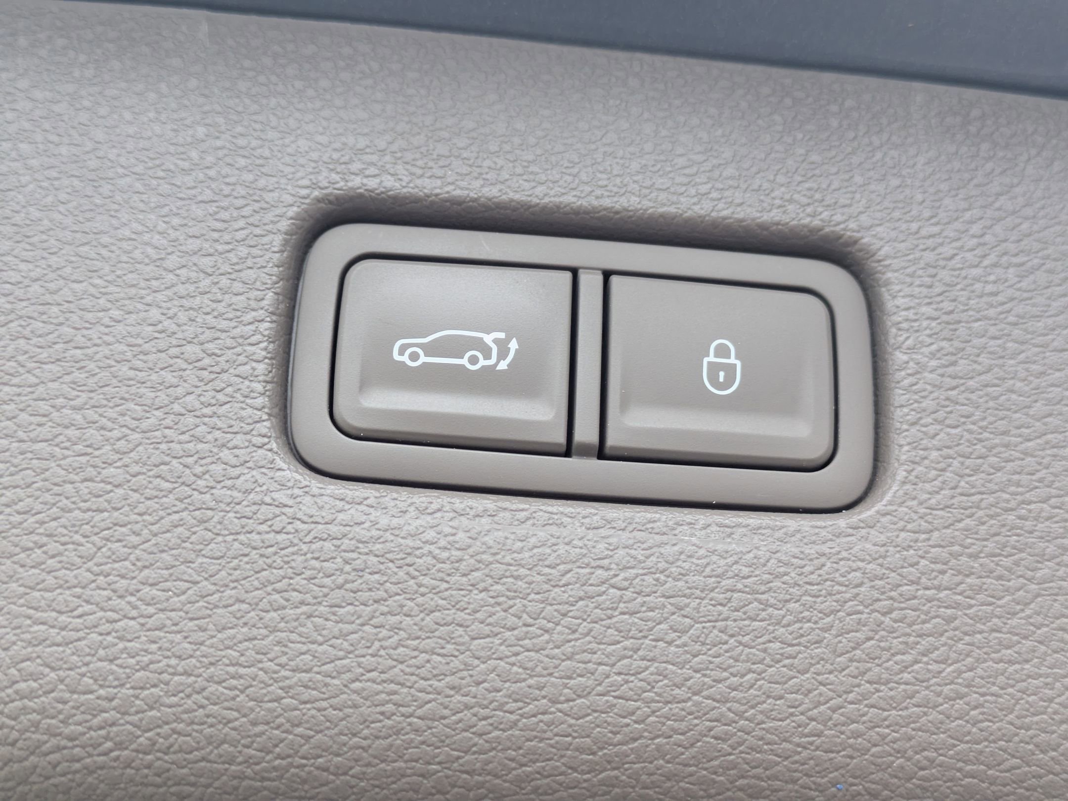 Used 2024 Genesis GV80 3.5T w/ Advanced Package image 34