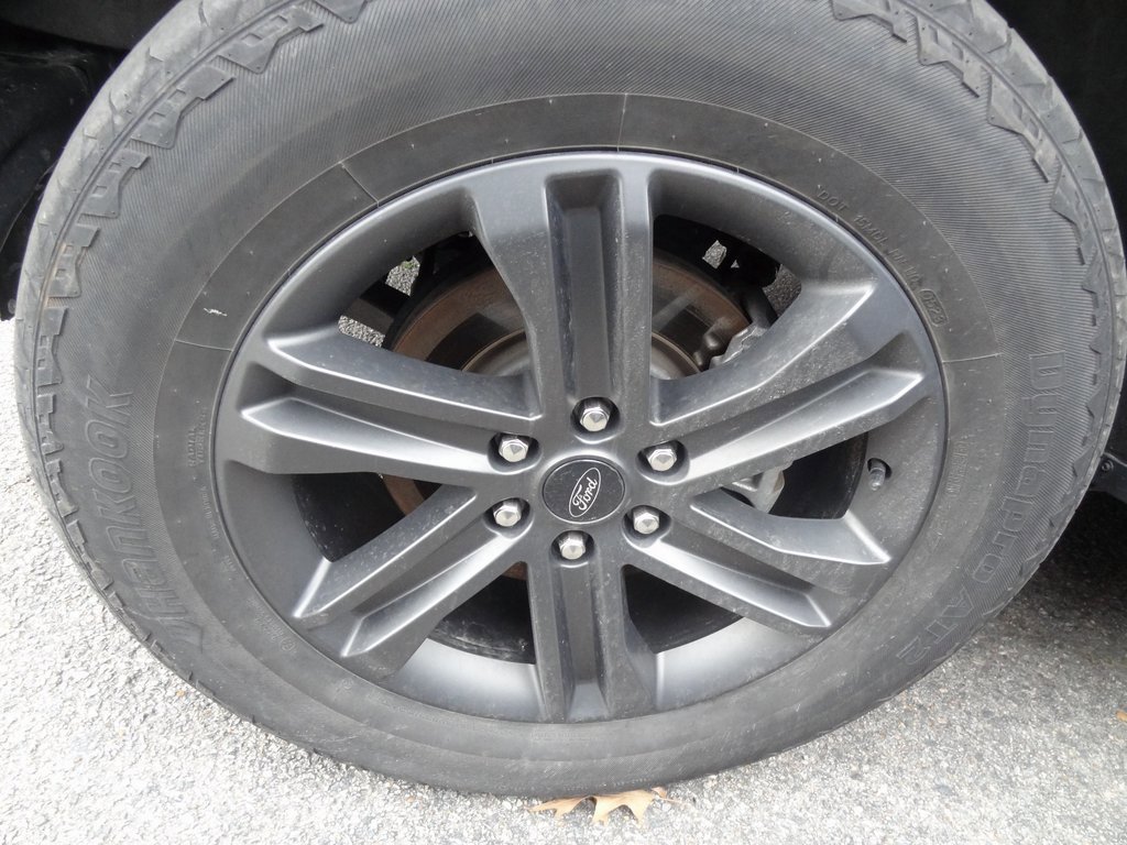 Certified 2023 Ford F150 Lariat w/ Equipment Group 502A High image 10