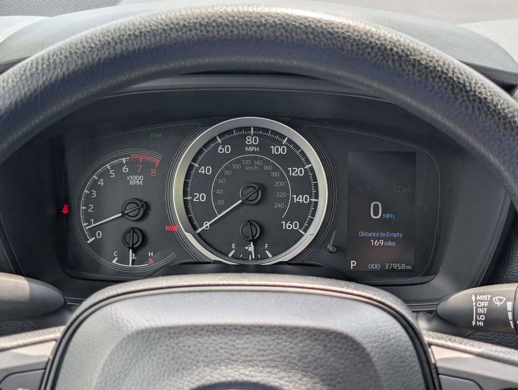 Used 2022 Toyota Corolla LE w/ LE Premium Package FWD image 12