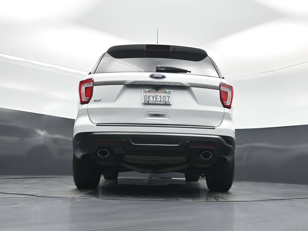 Certified 2019 Ford Explorer XLT w/ Equipment Group 202A FWD image 44