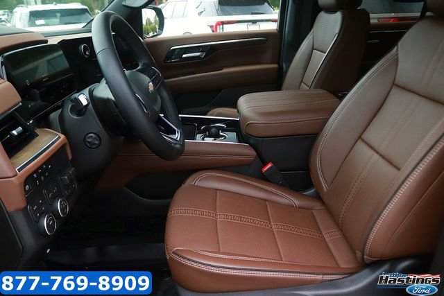 Used 2026 Chevrolet Tahoe High Country w/ Sun And Tow Package AWD/4WD image 13