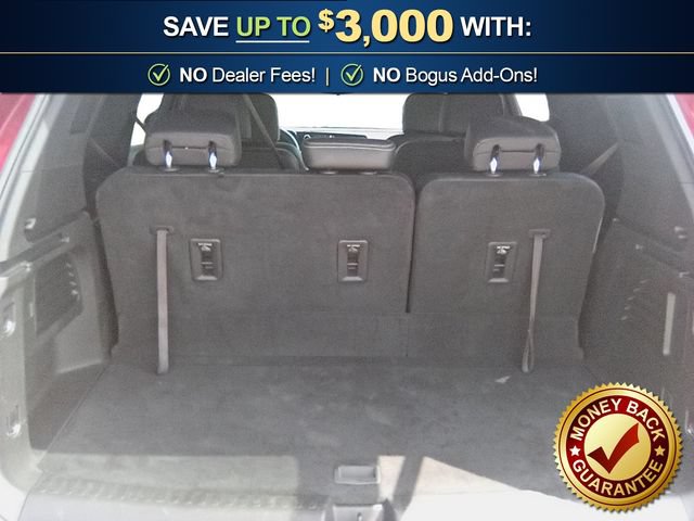 Used 2025 Chevrolet Traverse LT w/ LPO, Floor Liner Package FWD image 24