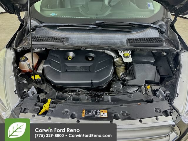Certified 2017 Ford Escape Titanium w/ Equipment Group 301A AWD/4WD image 31