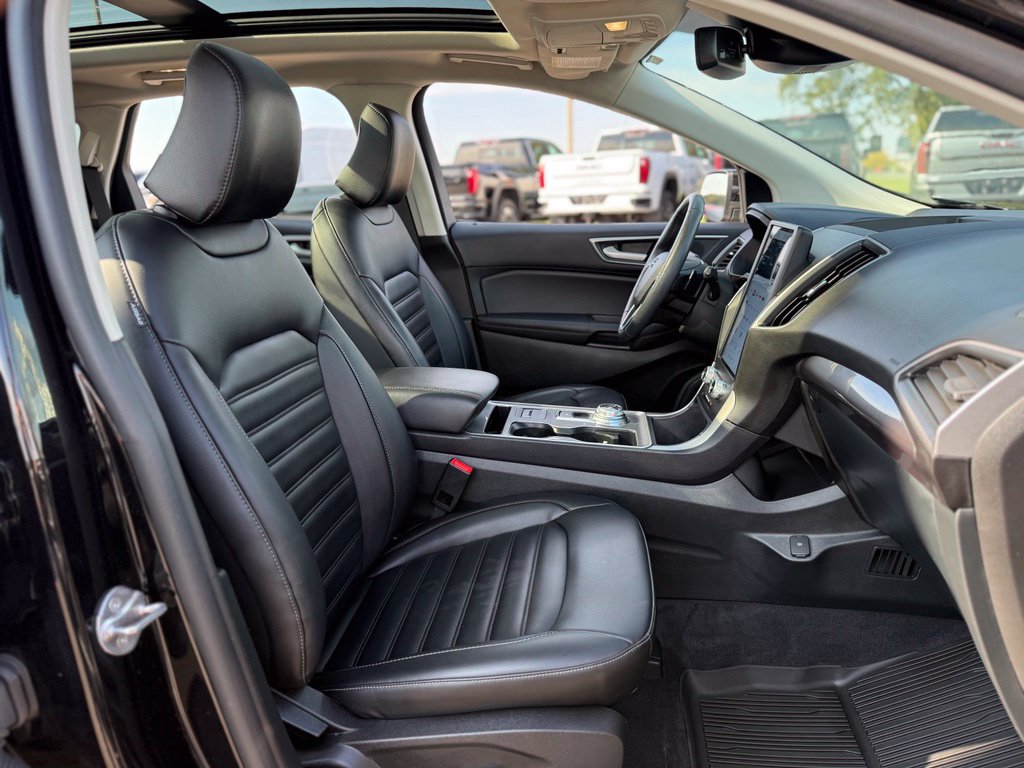 Certified 2024 Ford Edge SEL w/ Convenience Package AWD/4WD image 15