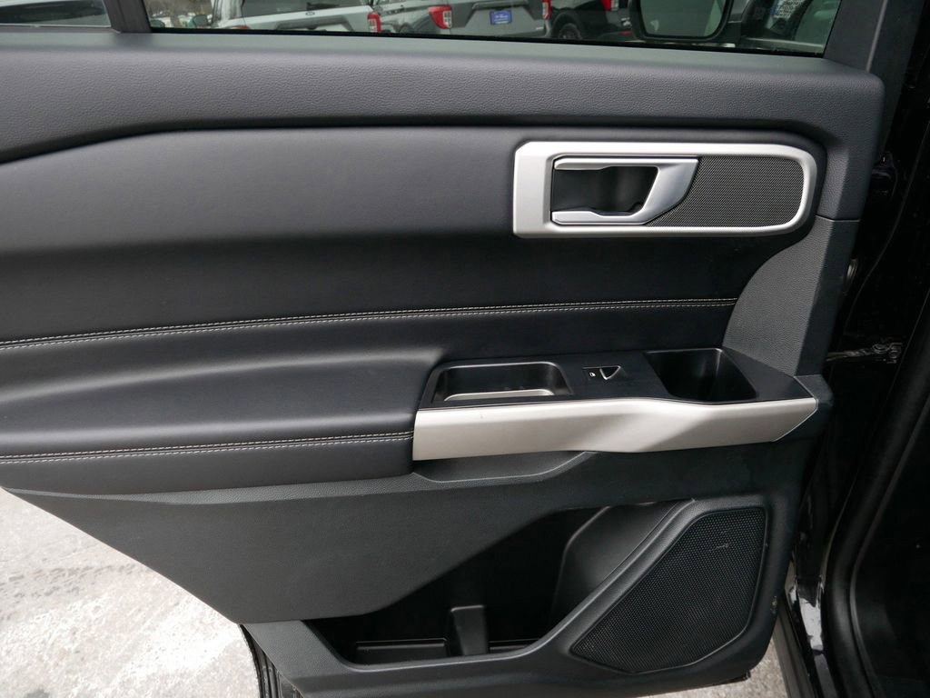 Certified 2023 Ford Explorer XLT w/ Equipment Group 202A image 14