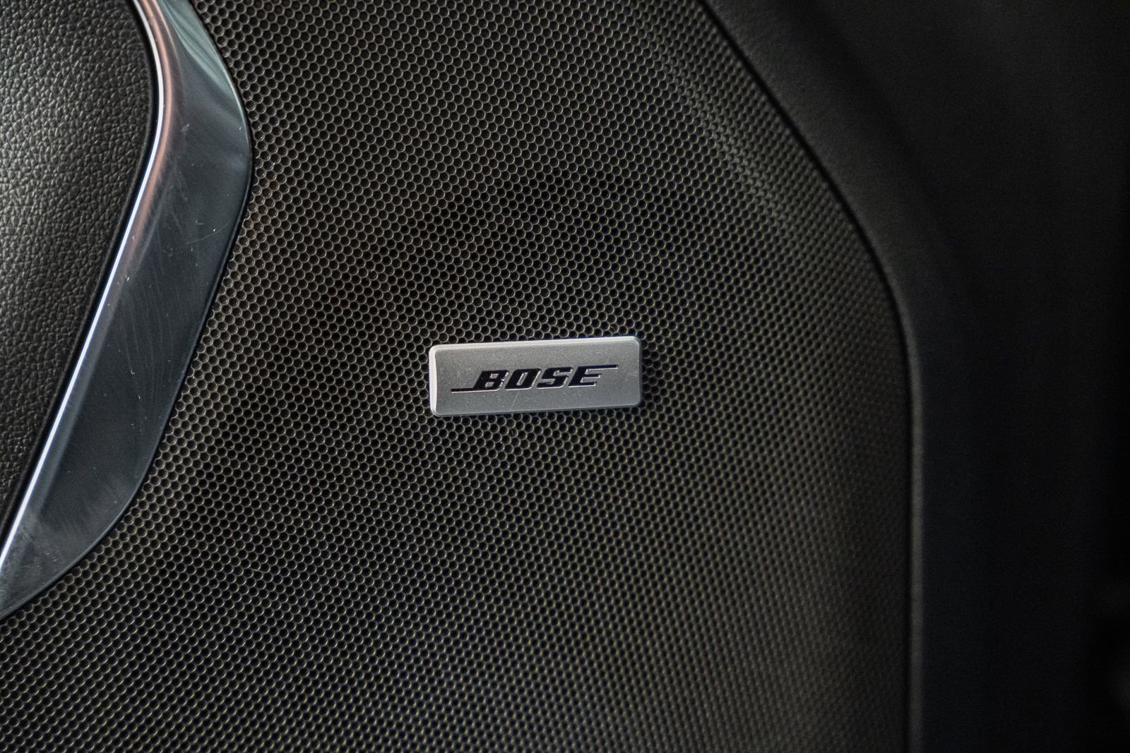 Used 2025 Chevrolet Suburban RST w/ Advanced Technology Package image 50