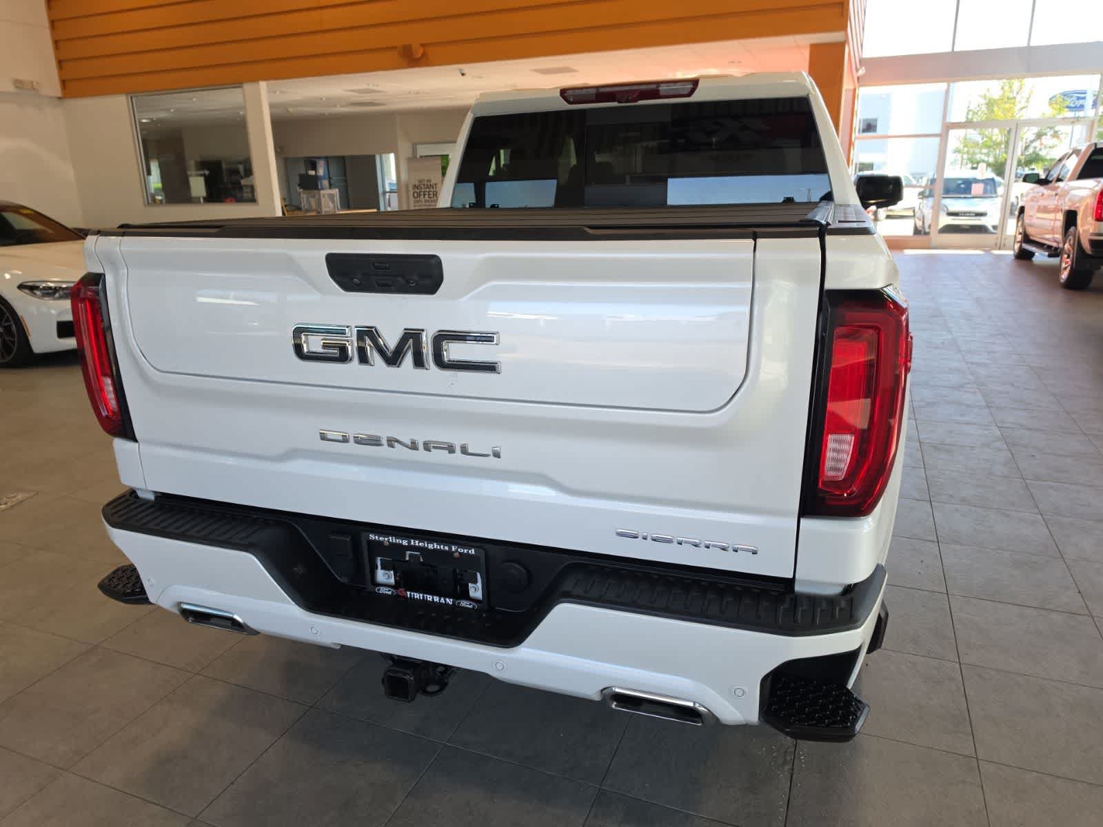 Used 2023 GMC Sierra 1500 Denali Ultimate AWD/4WD image 9