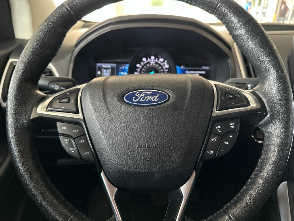 Certified 2024 Ford Edge SEL AWD/4WD image 22