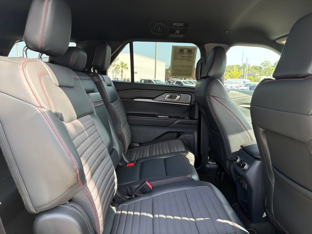 Certified 2026 Ford Explorer ST-Line RWD image 16