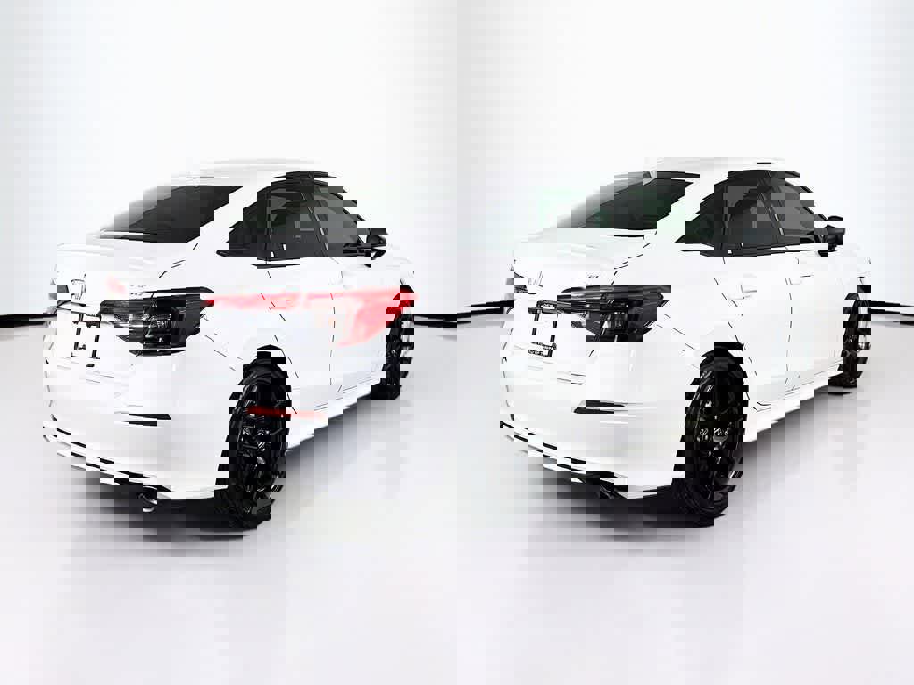 Used 2022 Honda Civic Sport image 5