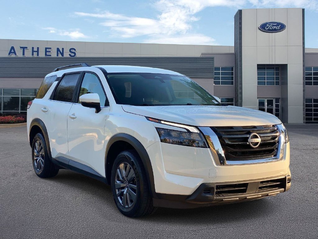 Used 2025 Nissan Pathfinder SV AWD/4WD image 1