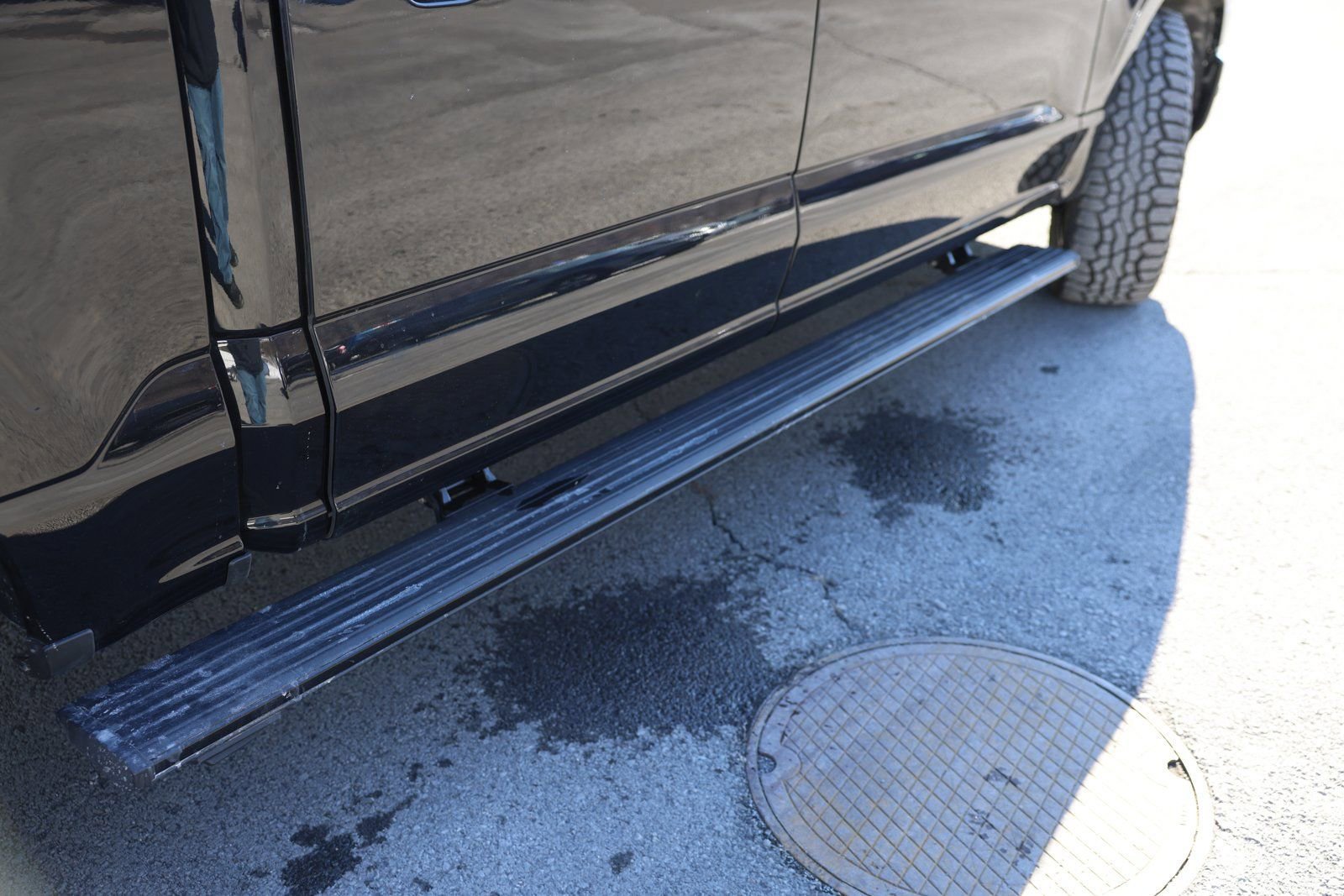 Certified 2023 Ford F150 Platinum w/ Equipment Group 701A High image 38