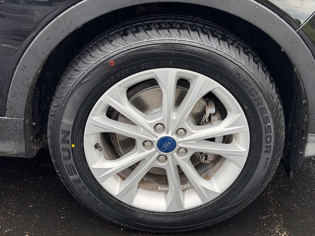 Certified 2019 Ford Escape SE FWD image 43