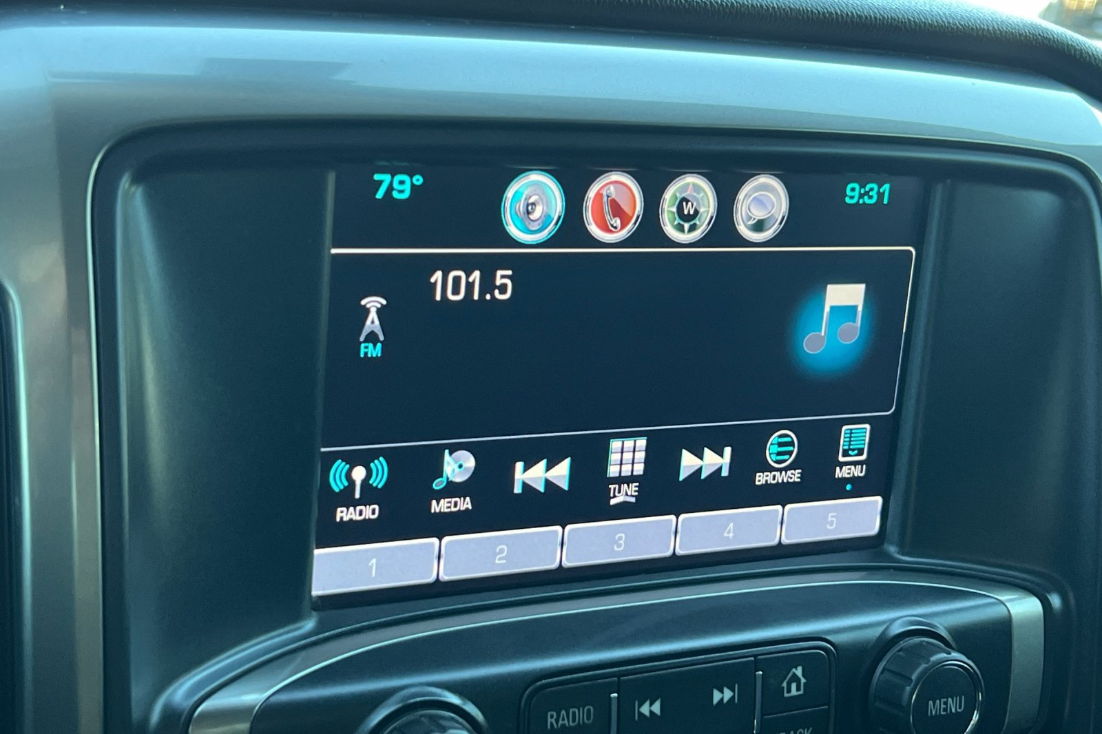 Used 2018 Chevrolet Silverado 2500 LT AWD/4WD image 18