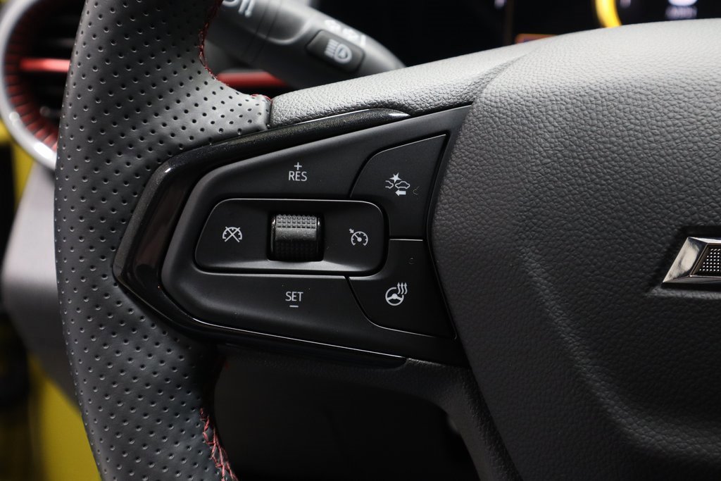 Used 2024 Chevrolet Trax RS w/ Driver Confidence Package image 27