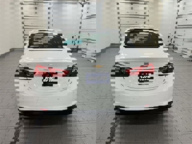 Used 2024 Chevrolet Malibu LT image 2