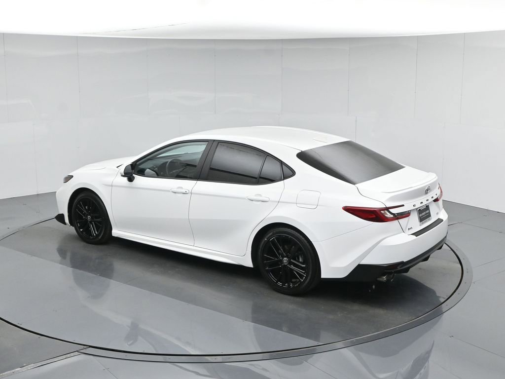 Used 2025 Toyota Camry SE FWD image 44