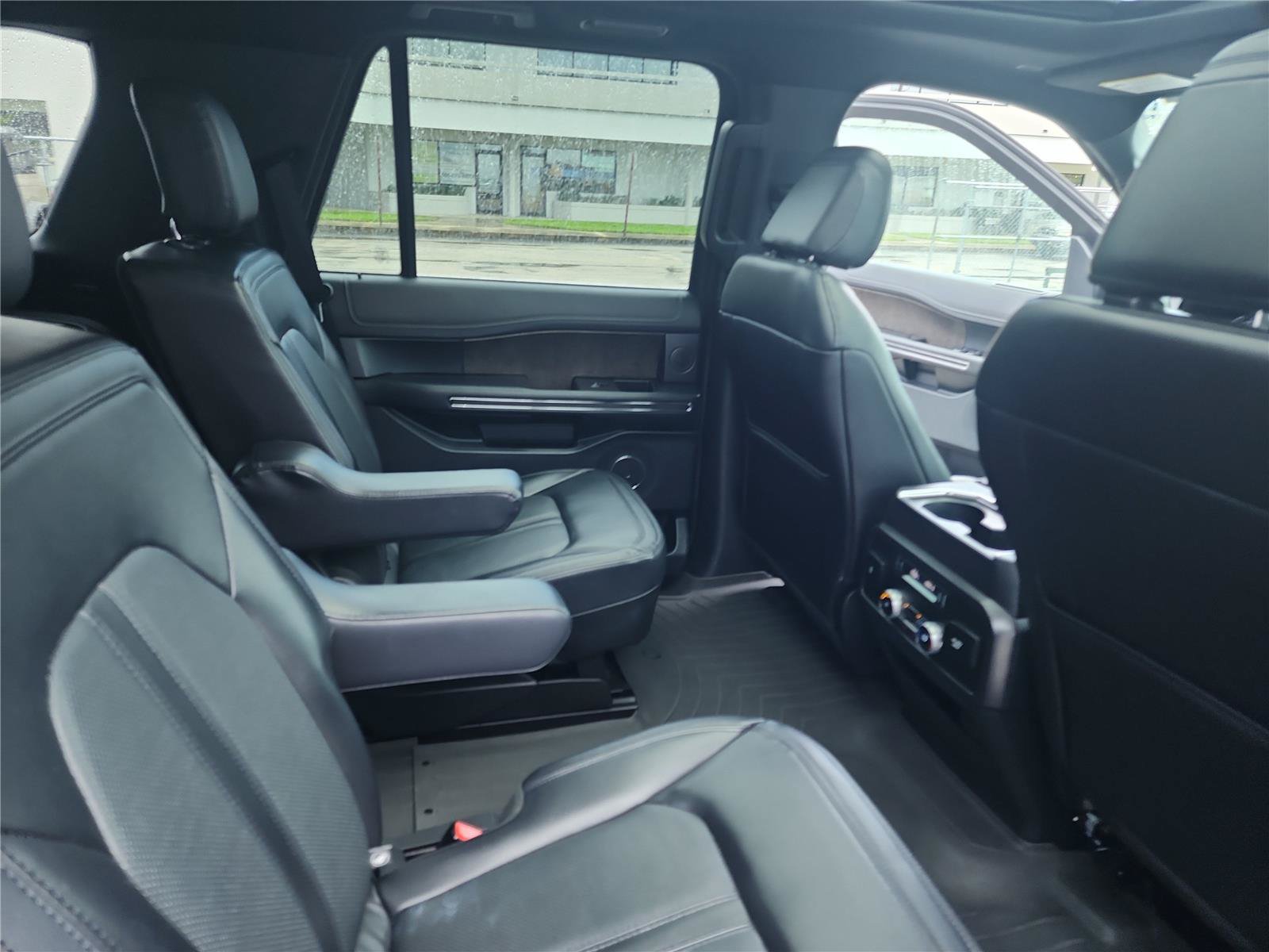 Certified 2021 Ford Expedition Limited RWD image 23