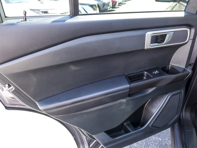 Certified 2023 Ford Explorer 4WD image 21