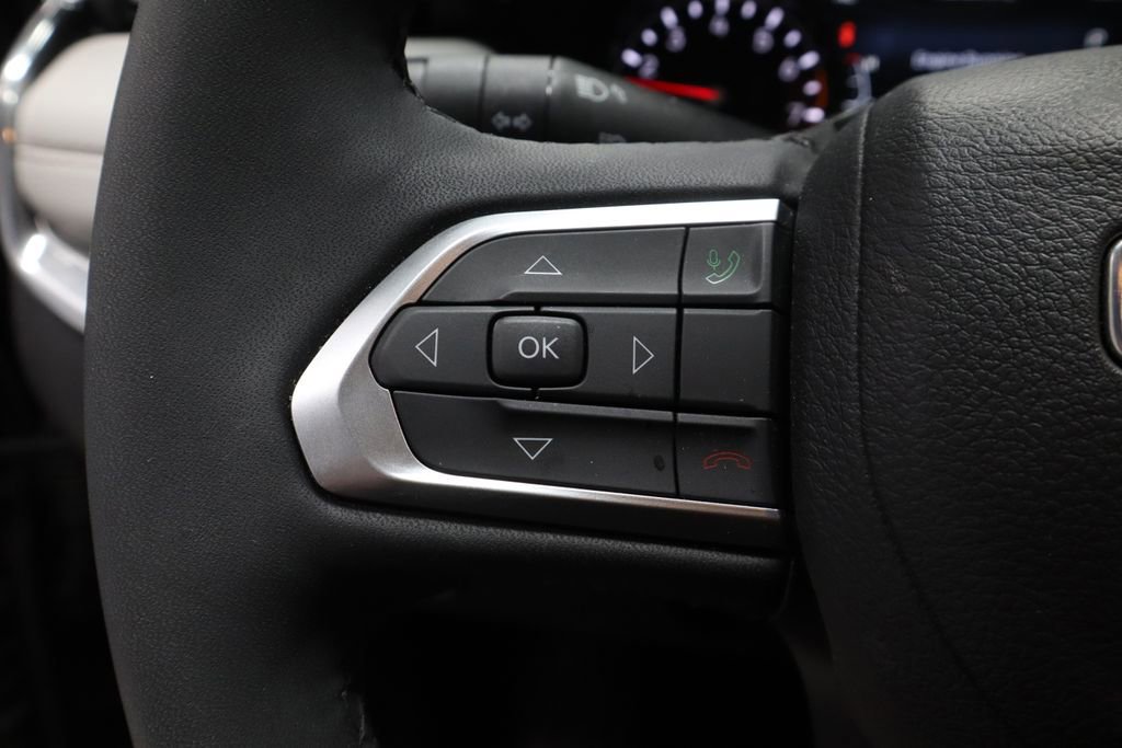 Used 2023 Jeep Compass Limited image 28