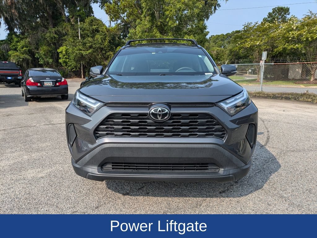 Used 2022 Toyota RAV4 XLE w/ Convenience Package FWD image 10