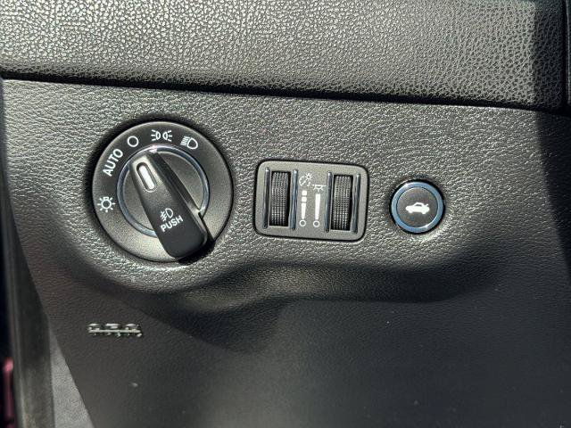 Used 2019 Chrysler 300 S RWD image 25