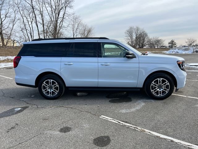 Certified 2025 Ford Expedition Max Active image 9