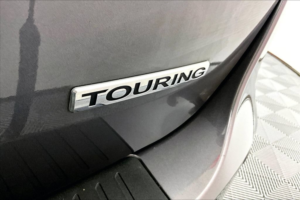 Used 2024 Honda Odyssey Touring image 14