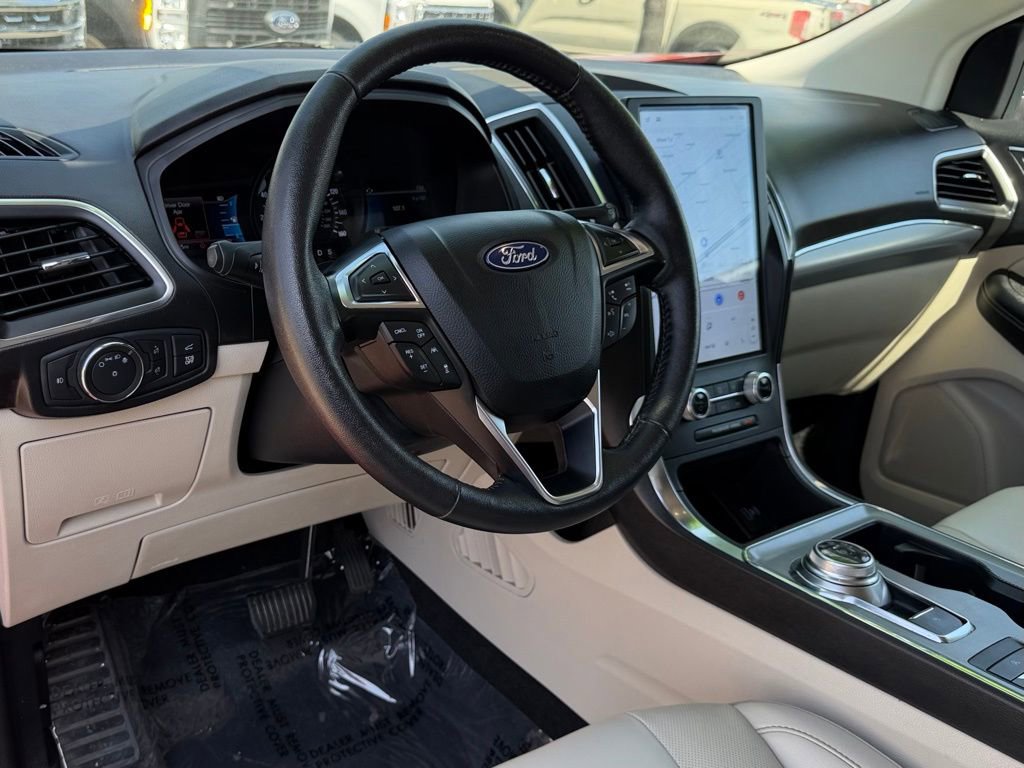 Certified 2022 Ford Edge Titanium w/ Equipment Group 301A image 28