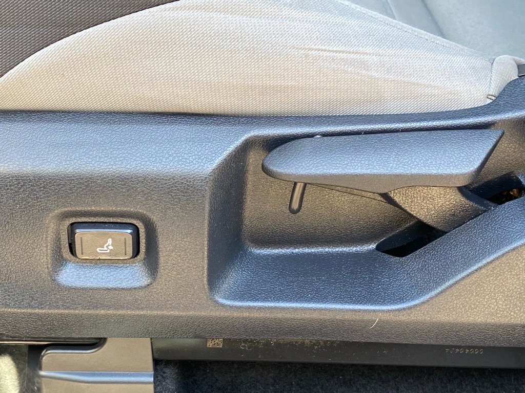 Used 2024 Toyota Tacoma TRD Off-Road image 17