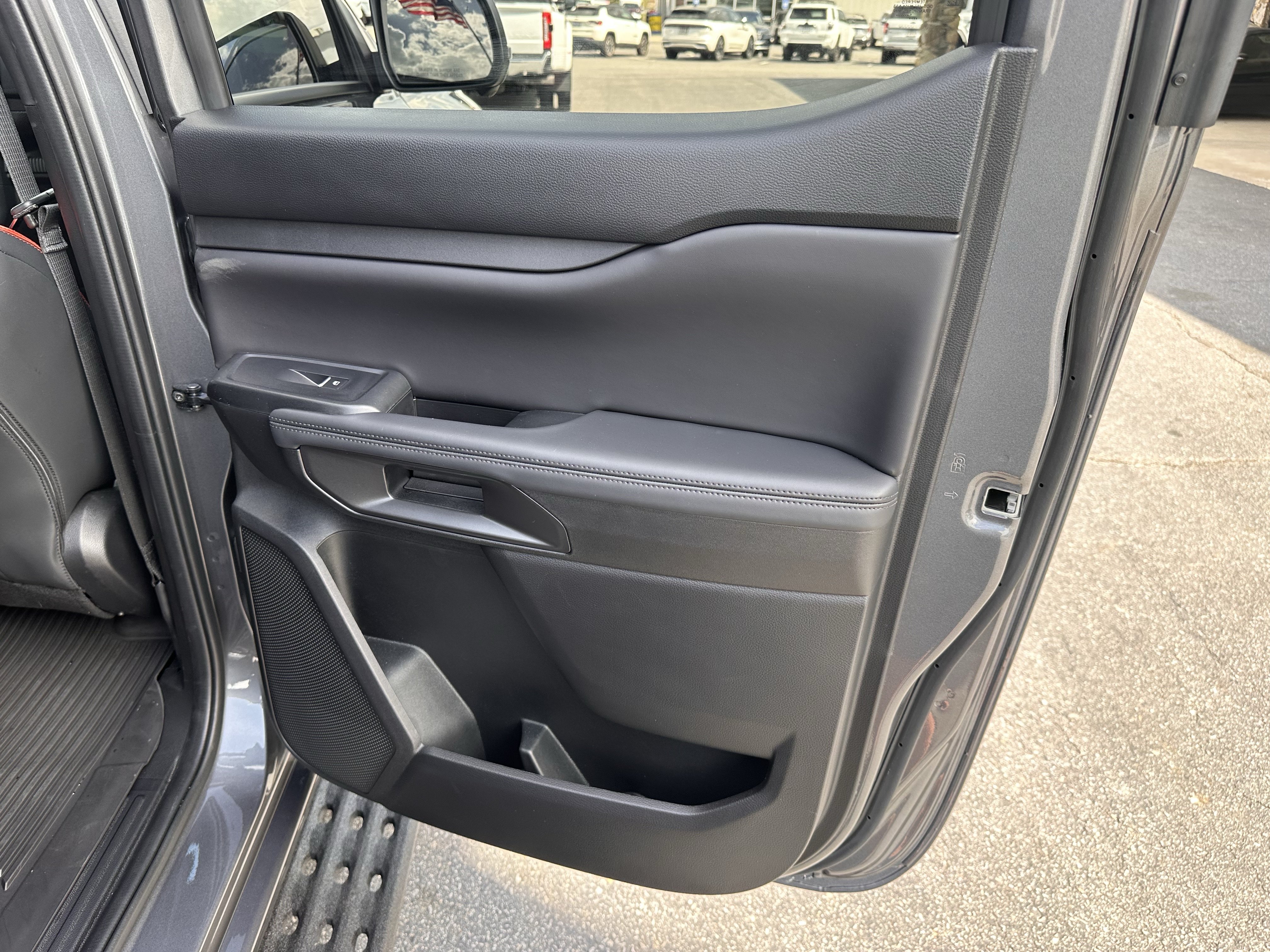 Certified 2025 Ford Ranger Raptor AWD/4WD image 16