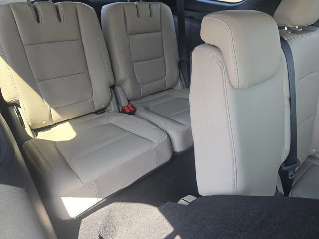 Certified 2019 Ford Explorer XLT w/ Equipment Group 202A AWD/4WD image 22