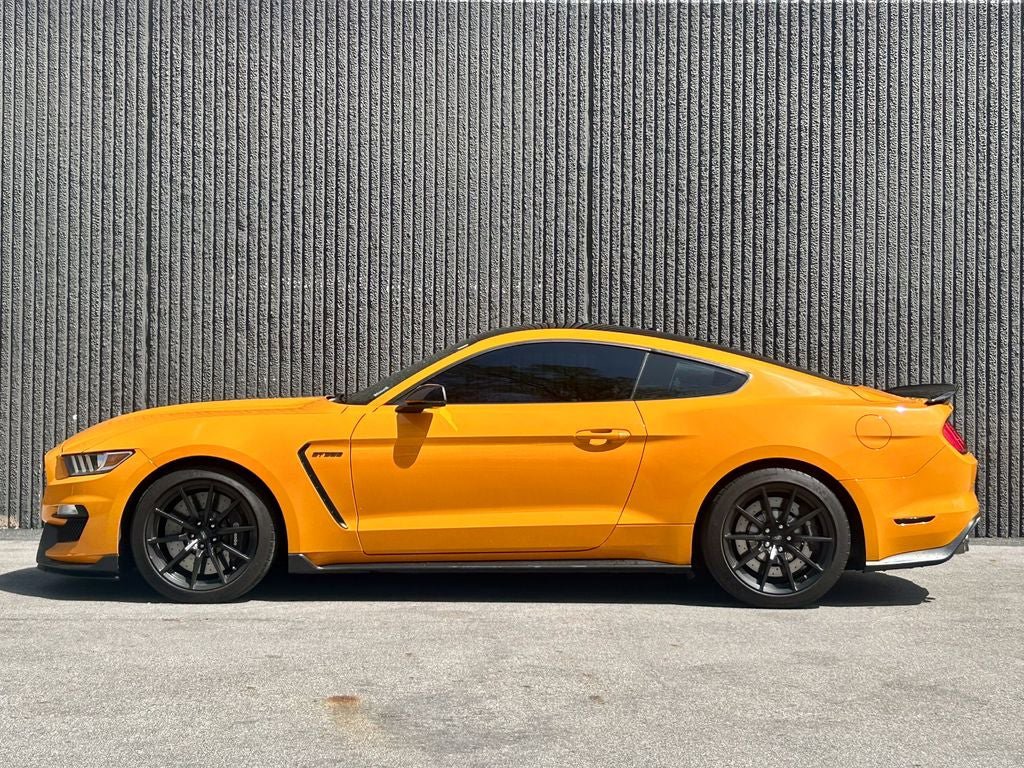 Certified 2018 Ford Mustang Shelby GT350 w/ Convenience Package RWD image 3