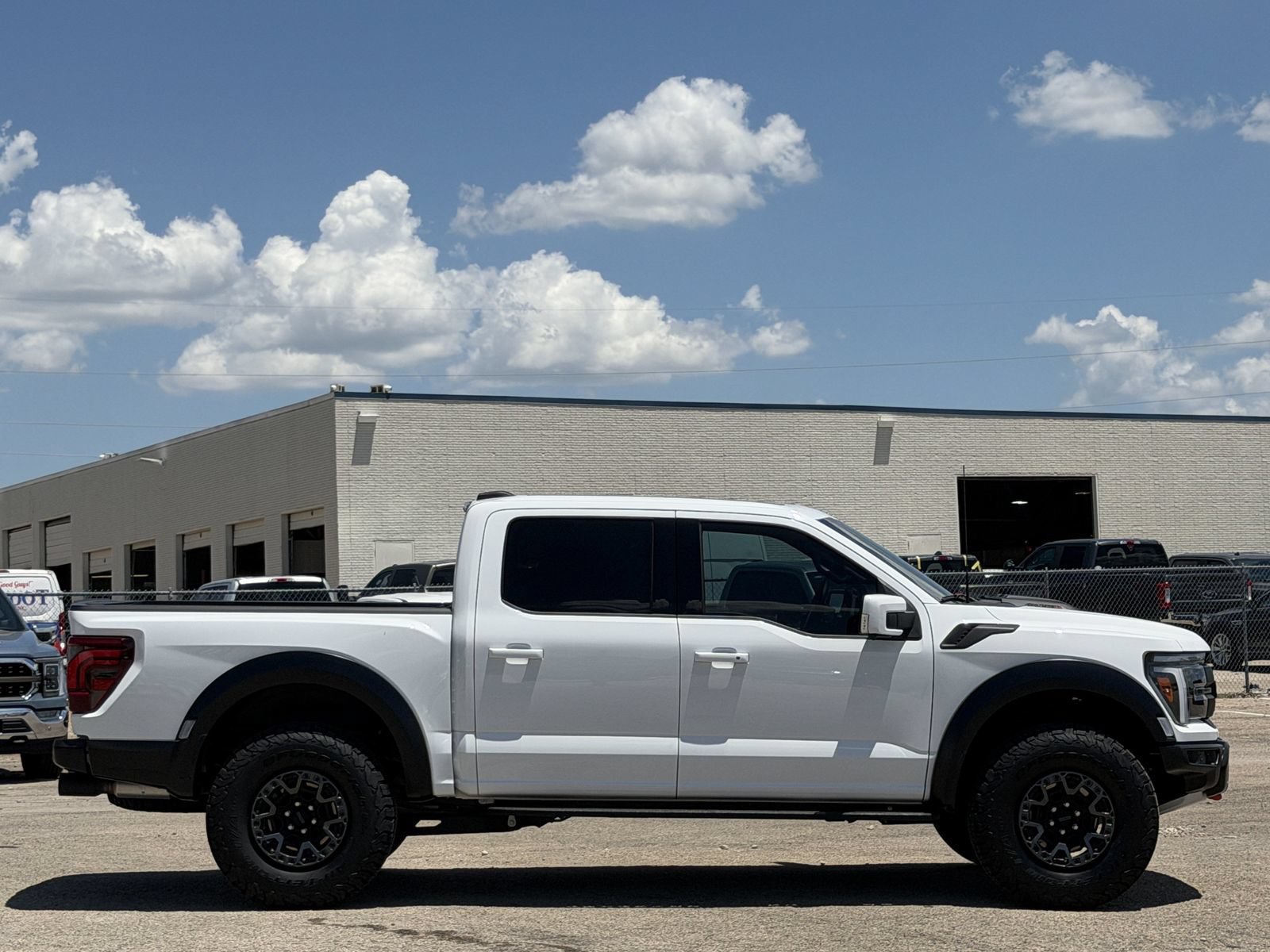 Certified 2025 Ford F150 Raptor w/ Equipment Group 803A Raptor R AWD/4WD image 3