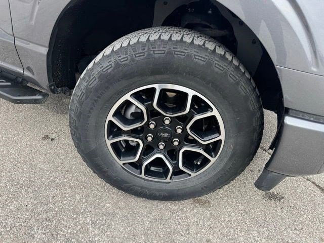 Certified 2023 Ford F150 XLT w/ Equipment Group 302A High image 33